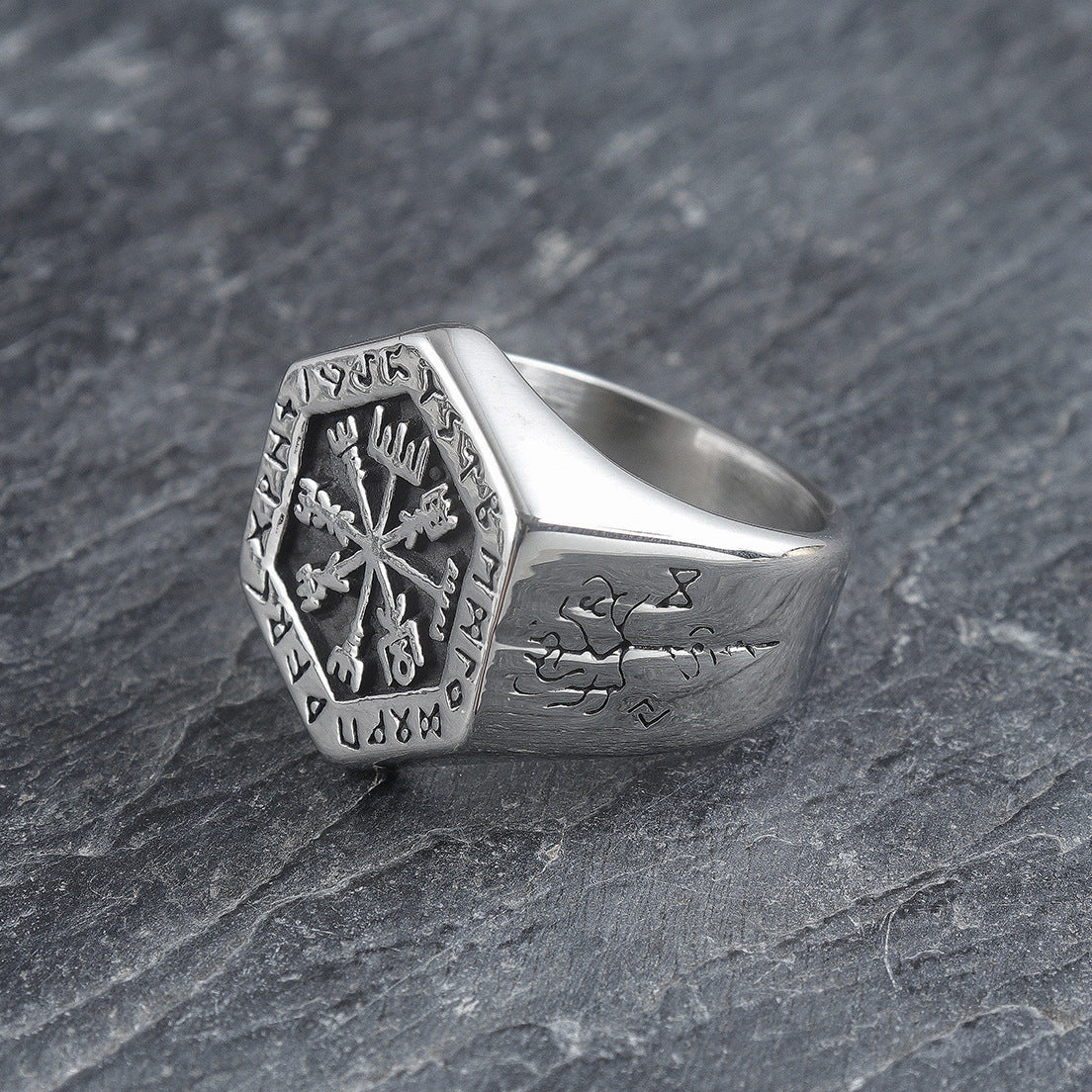 Vintage Vegvisir Ring
